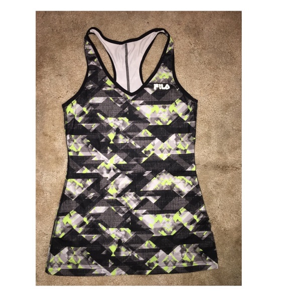 NWOT Fila athletic yoga sports top M - Picture 1 of 3